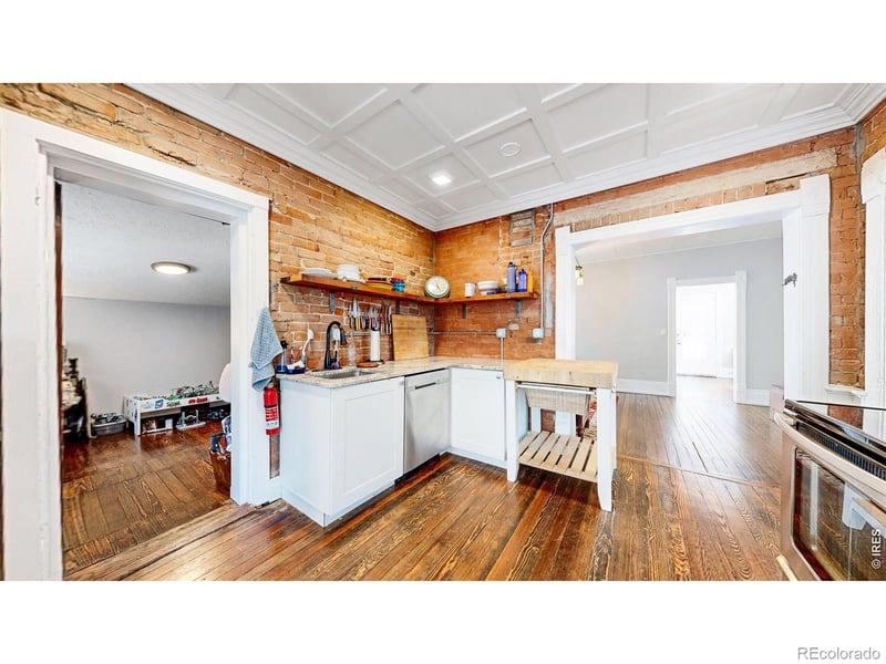 460 5th St, Loveland, CO 80537