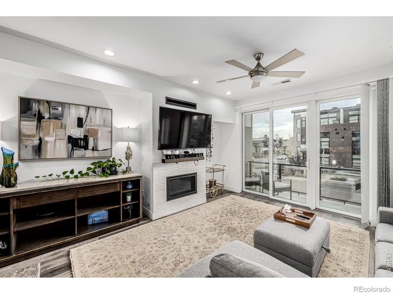 6820 Lowry Blvd, Denver, CO 80230