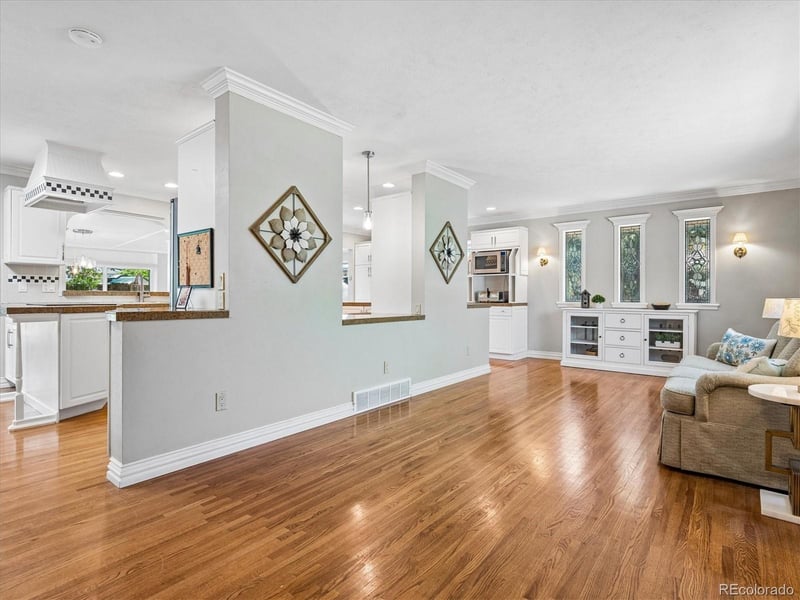 7666 Cedar Cir, Littleton, CO 80120