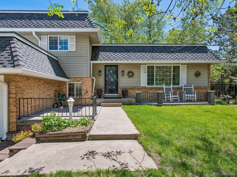 7666 Cedar Cir, Littleton, CO 80120