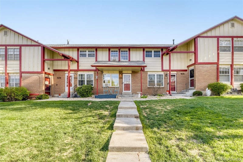 7872 Glasgow Pl, Littleton, CO 80128