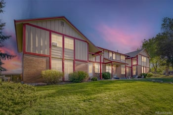7872 Glasgow Pl, Littleton, CO 80128