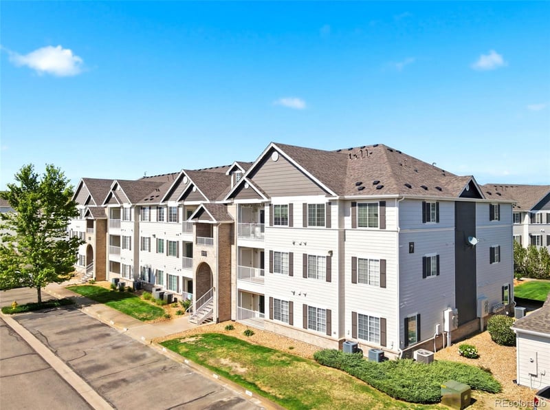15700 Jamison Dr #305, Englewood, CO 80112
