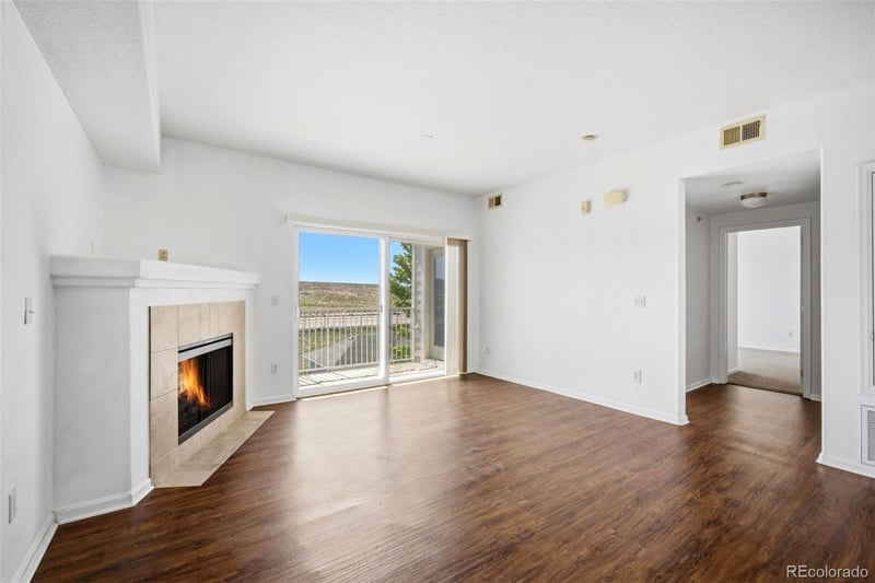 15700 Jamison Dr #305, Englewood, CO 80112
