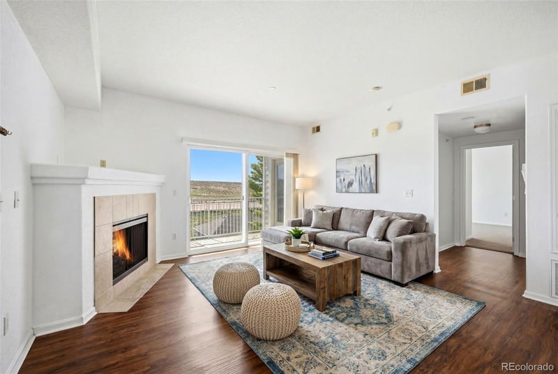 15700 Jamison Dr #305, Englewood, CO 80112