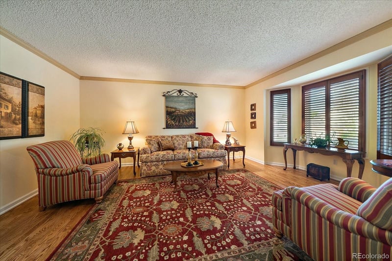 5852 S Danube Cir, Aurora, CO 80015