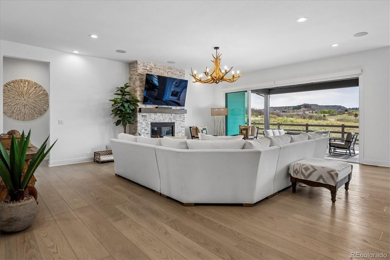 307 Scrubjay Ln, Castle Rock, CO 80104