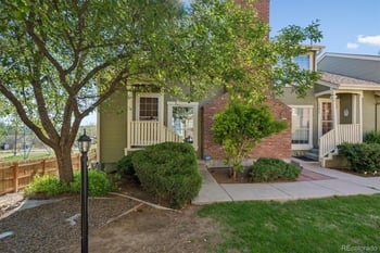 1903 Helena St #D, Aurora, CO 80013