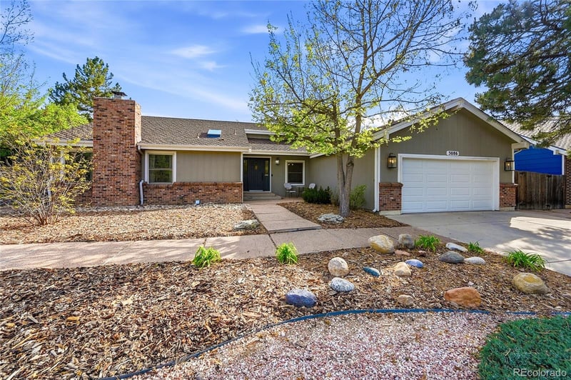 3086 Hinsdale Ave, Centennial, CO 80122