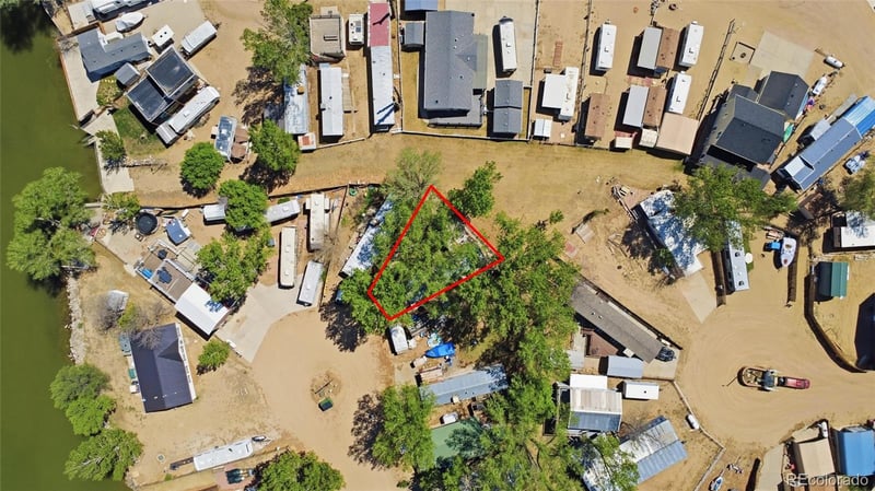 256 Navajo Rd, Weldona, CO 80653