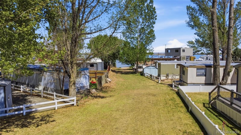256 Navajo Rd, Weldona, CO 80653