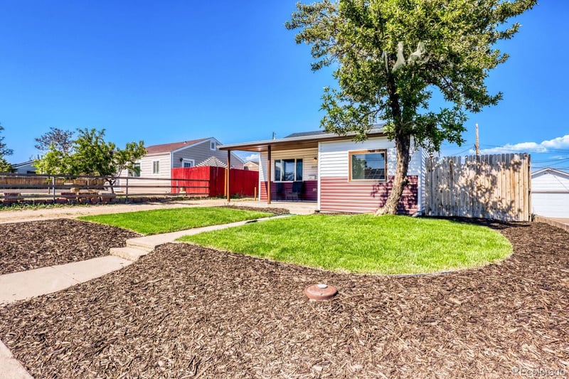 5535 Krameria St, Commerce City, CO 80022