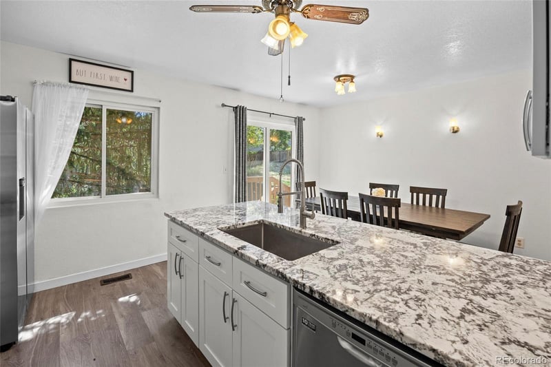 5626 Odessa St, Centennial, CO 80015