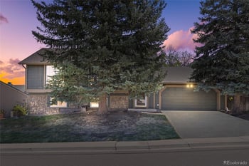 5626 Odessa St, Centennial, CO 80015