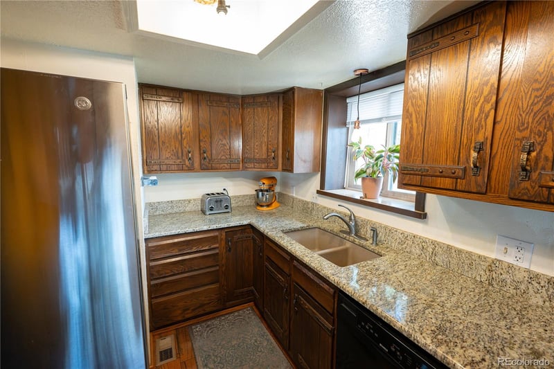 604 Whispering Winds Dr, Woodland Park, CO 80863