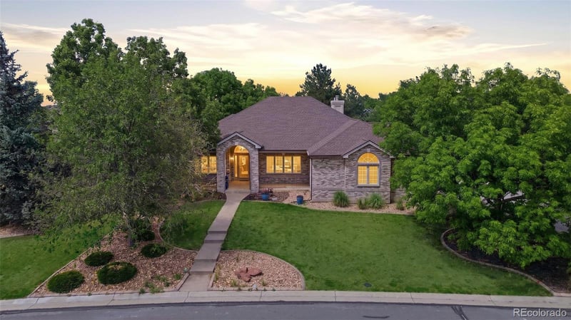 25 Blue Heron Dr, Thornton, CO 80241
