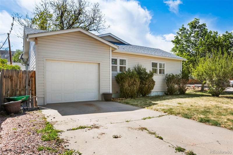 830 Forest Ave, Canon City, CO 81212