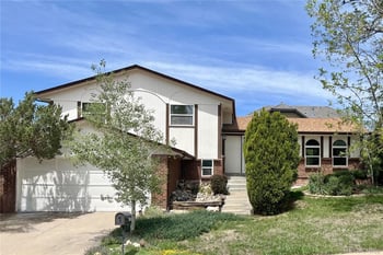 7053 Maplewood Ave, Centennial, CO 80111