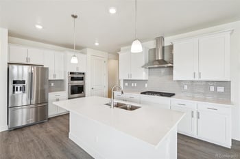 836 Eastport Dr, Berthoud, CO 80513