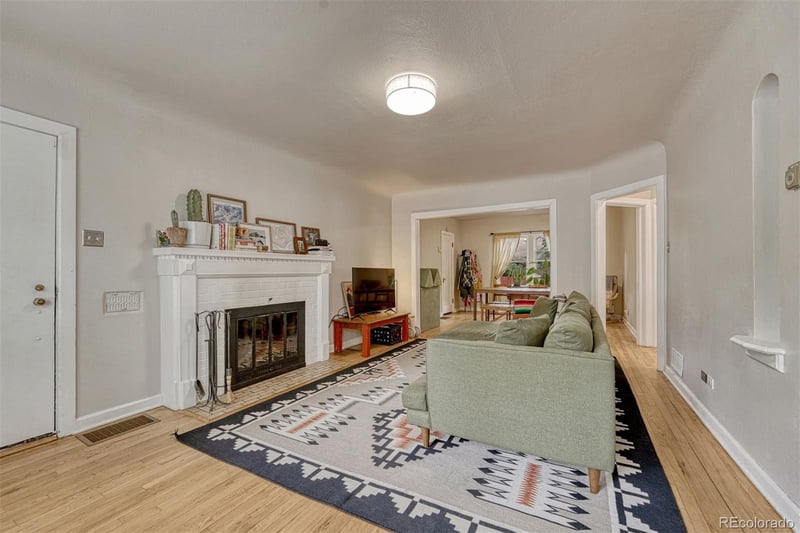 4507 7th Ave, Denver, CO 80220