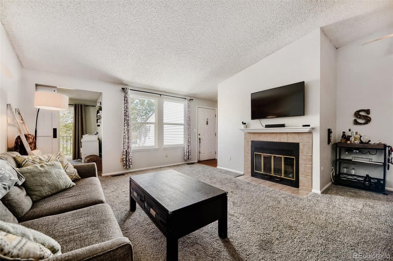 6705 Field St #827, Littleton, CO 80128