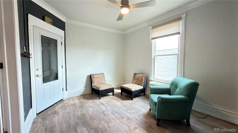 123 Pennsylvania St #5, Denver, CO 80209
