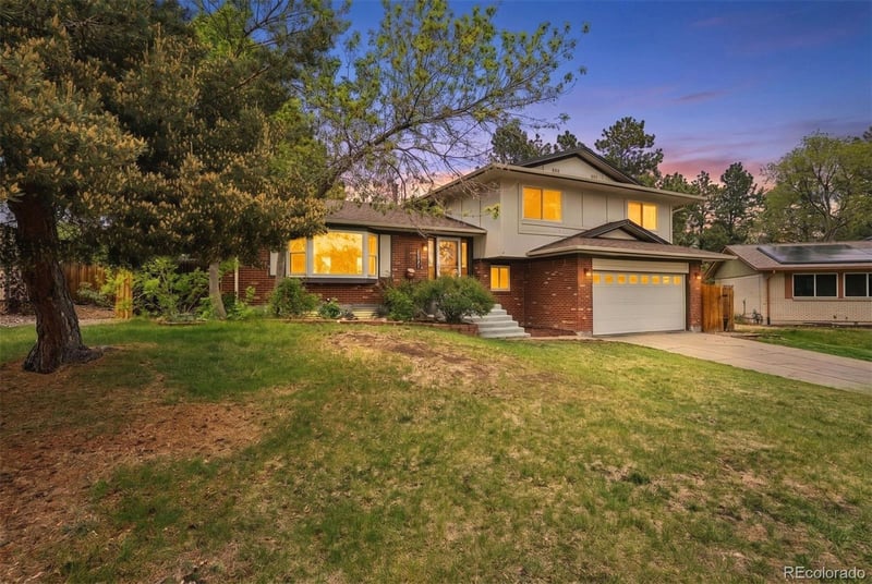 12861 Asbury Pl, Lakewood, CO 80228