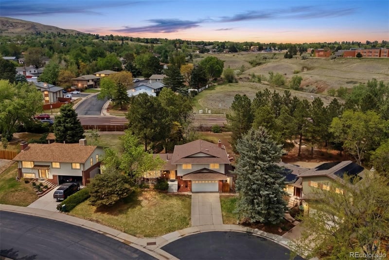 12861 Asbury Pl, Lakewood, CO 80228