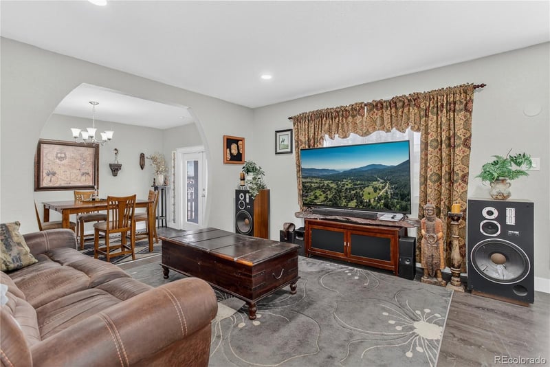 3905 Colony Hills Cir, Colorado Springs, CO 80916