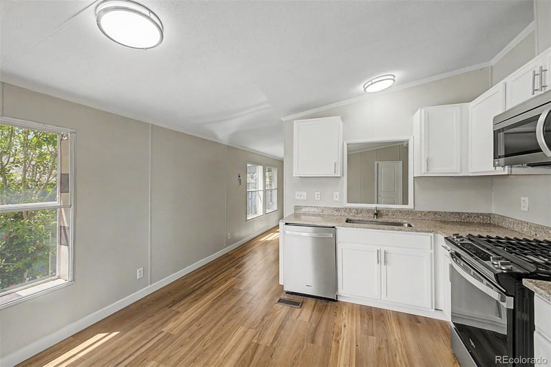 2550 96th Ave Lot 320, Denver, CO 80260