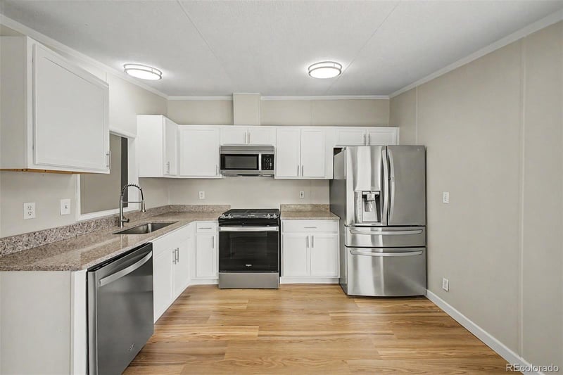 2550 96th Ave Lot 320, Denver, CO 80260