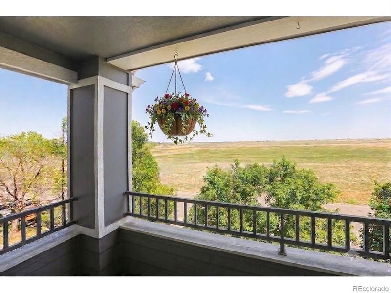 5255 Memphis St #921, Denver, CO 80239