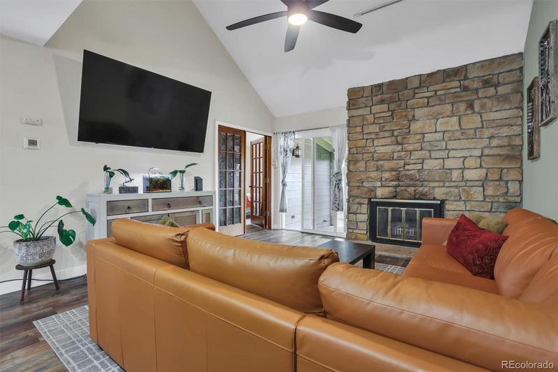 2053 Worchester Way, Aurora, CO 80014