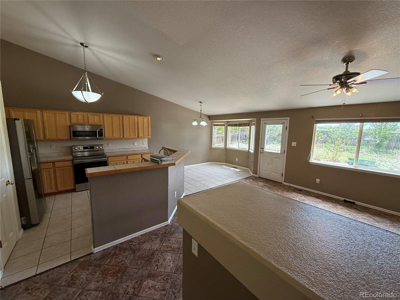 4788 Falcon Dr, Longmont, CO 80504
