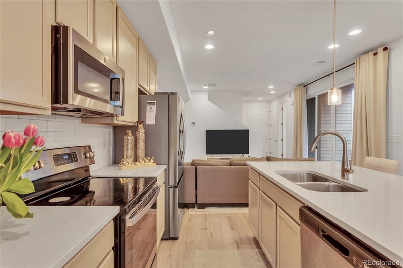 23 Uriah St, Aurora, CO 80018