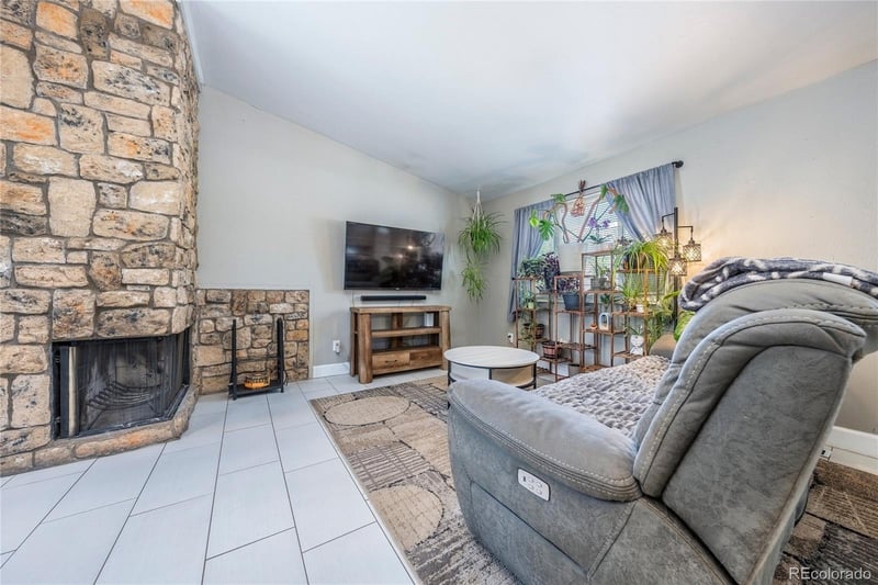 17809 Princeton Pl, Aurora, CO 80013