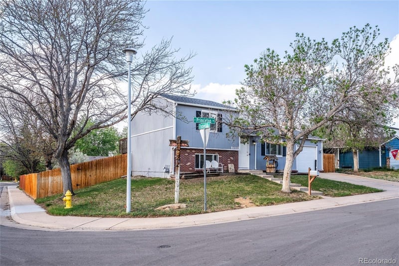 17809 Princeton Pl, Aurora, CO 80013