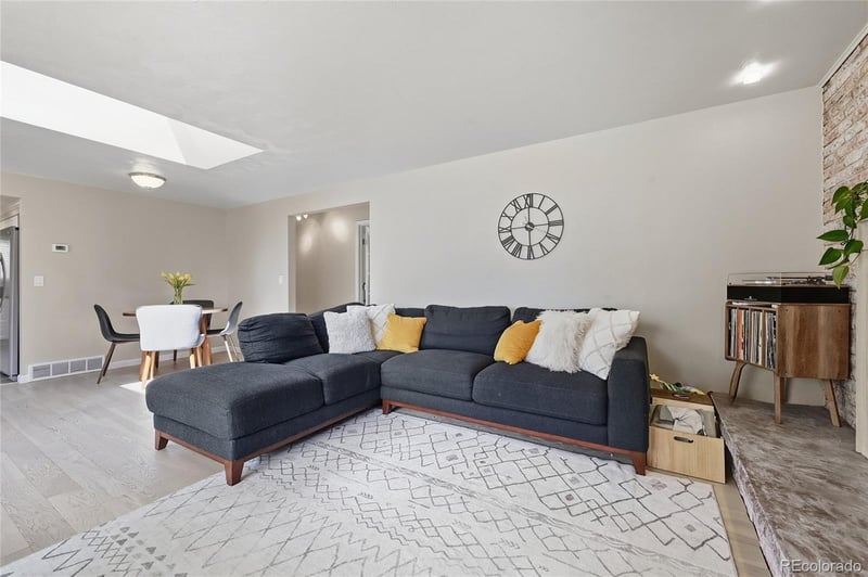 6651 Ithaca Pl, Denver, CO 80237