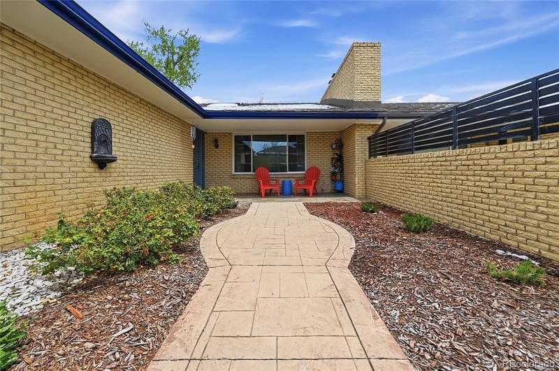 6651 Ithaca Pl, Denver, CO 80237