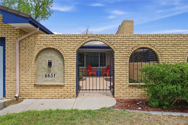 6651 Ithaca Pl, Denver, CO 80237