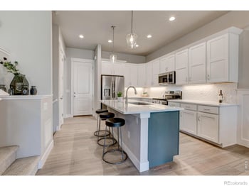 158 High Point Dr, Longmont, CO 80504