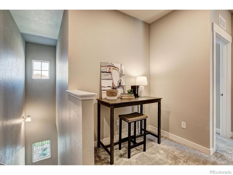 420 High Point Dr #105, Longmont, CO 80504