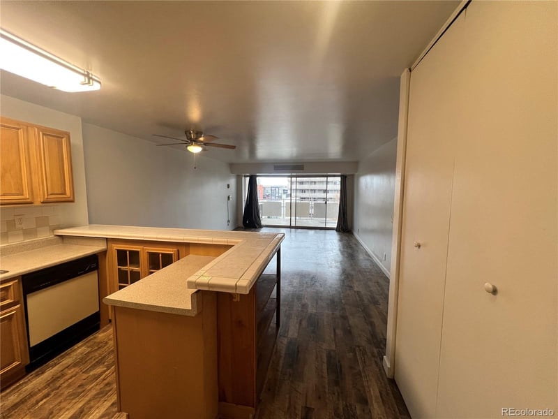 1121 Albion St #702, Denver, CO 80220