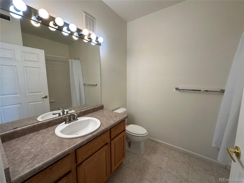 2895 Riverwalk Cir #301, Littleton, CO 80123