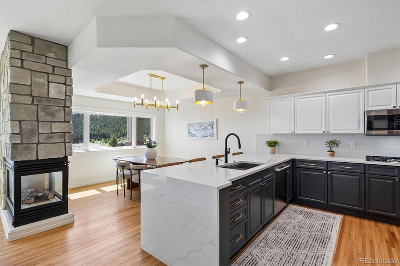 561 Ridgeside Dr, Golden, CO 80401