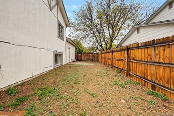 10088 Elizabeth St, Thornton, CO 80229