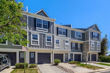12008 Hoye Dr, Aurora, CO 80012