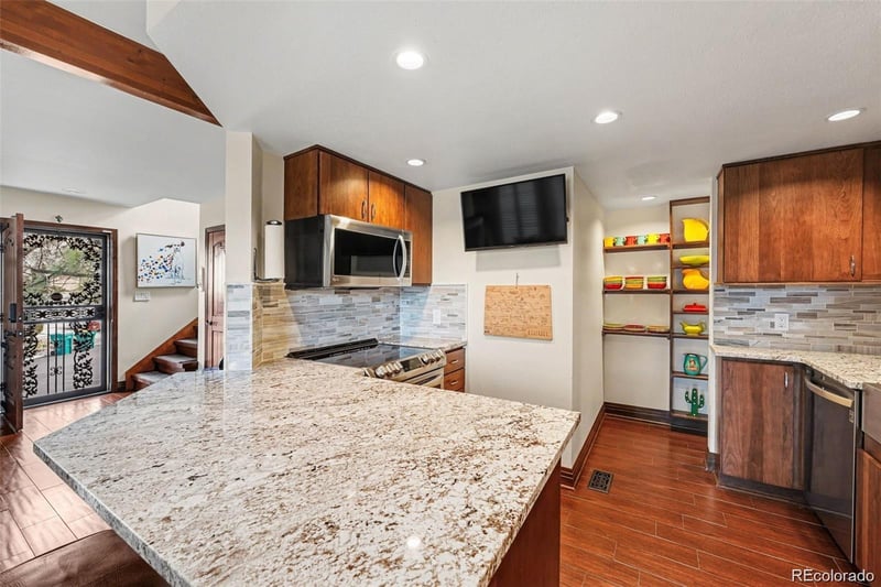 12059 W Chenango Dr #D, Morrison, CO 80465