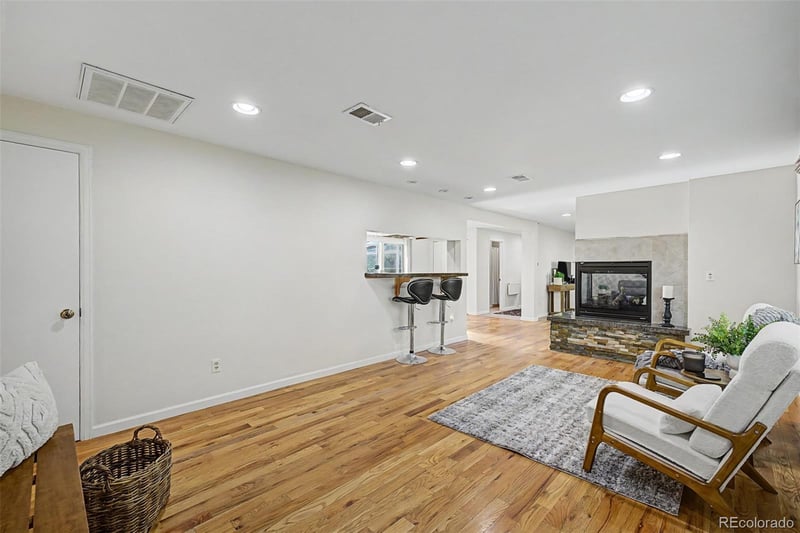 13861 Elmore Rd, Longmont, CO 80504
