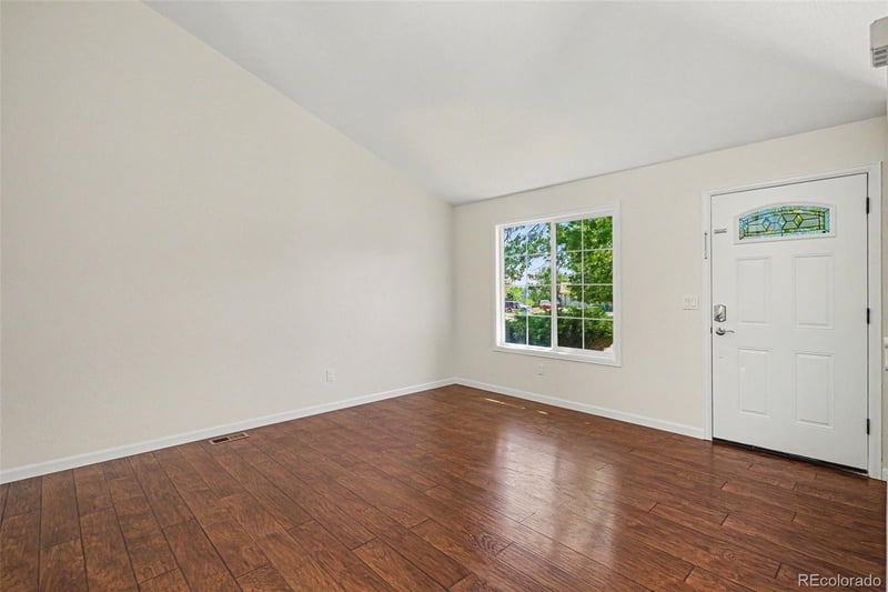 17449 Union Dr, Aurora, CO 80015